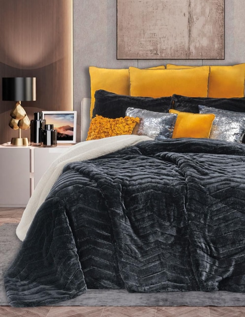 Cobertor Regina Majestic Black Wolf estampado texturizado