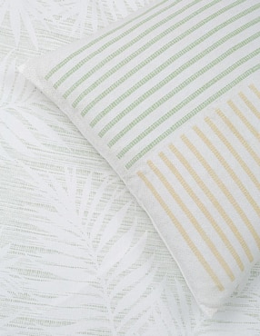 Cojín decorativo Izi Gokay Green