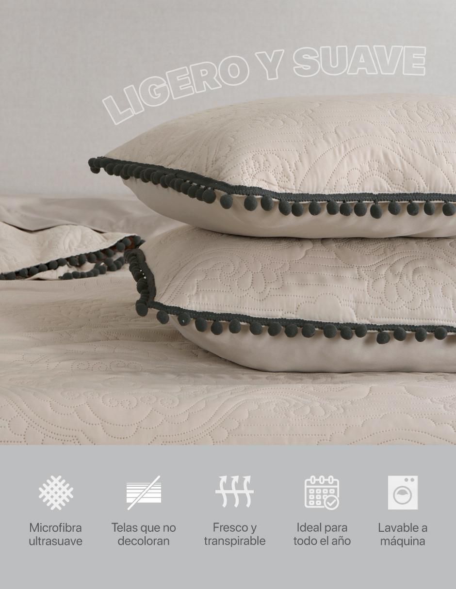 Set edredón real textil pompones sin temática