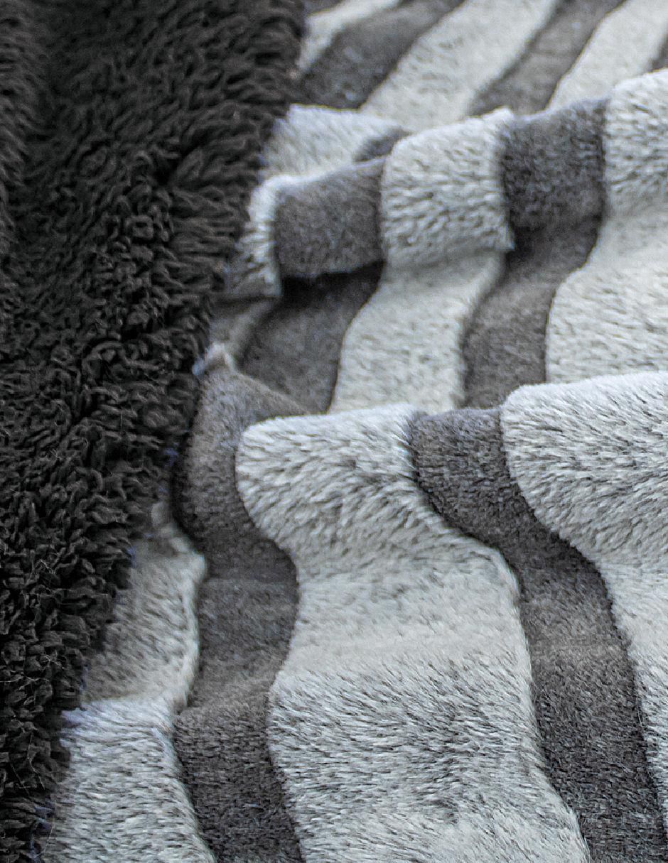 Cobertor Dúo Sherpa Titanium estampado a rayas 3